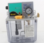 Taiwan ISHAN Oil Injector YET-B2P2 Electric Lubrication Pump Oil Injector Electric Oil Injector